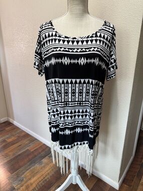 R. Rouge - Black & White Aztec Fringe Tunic Top - Size XL